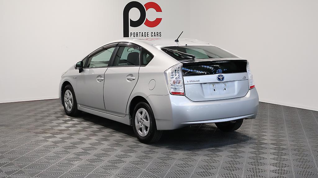 2012 Toyota Prius S Model + Reverse Camera image 349361
