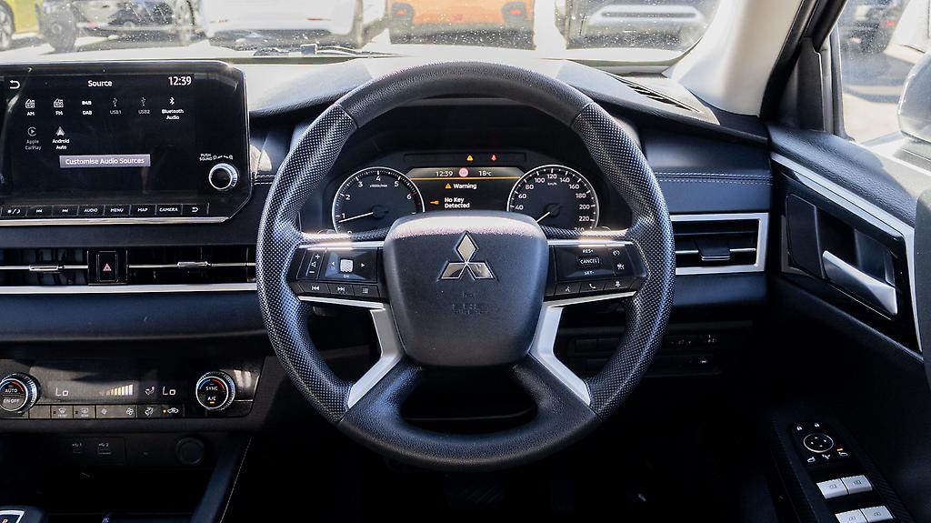2022 Mitsubishi Outlander LS 2.5P/4WD/NZ NEW image 351077