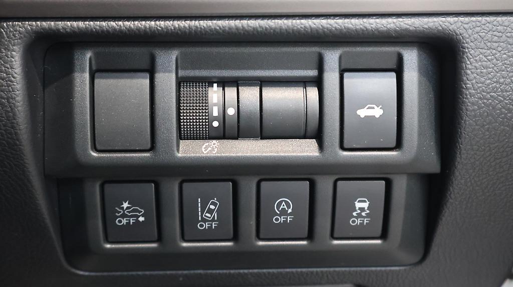 2015 Subaru Legacy B4 AWD New Shape image 351455