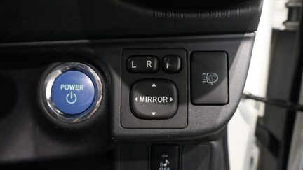 2012 Toyota Aqua S Model + Reverse Camera image 346407