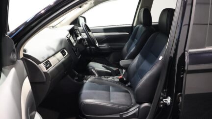 2013 Mitsubishi Outlander image 352366