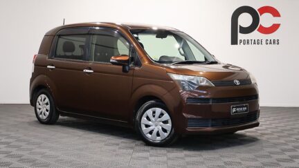 2013 Toyota Spade G Model, Push Start image 350111