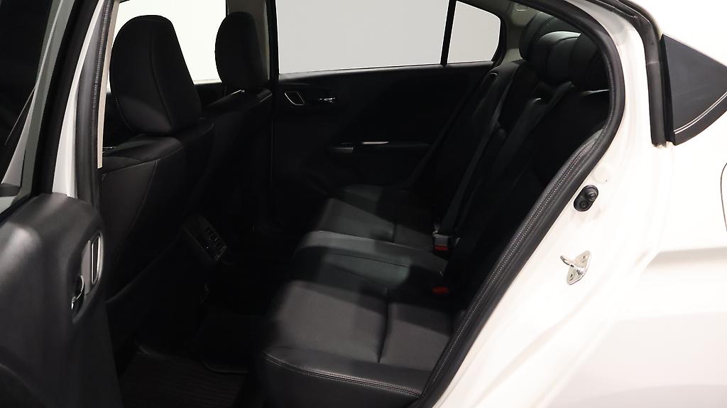 2015 Honda Grace Hybrid EX image 348801
