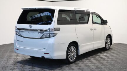 2013 Toyota Vellfire 2.4Z Golden Eyes image 347618