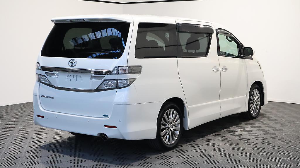 2013 Toyota Vellfire 2.4Z Golden Eyes image 347618