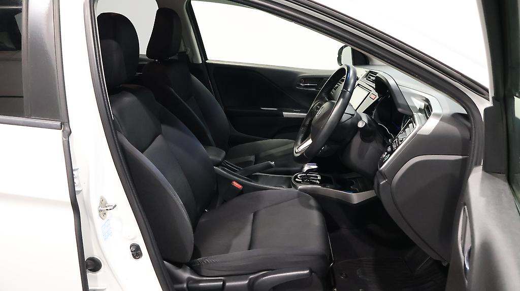 2015 Honda Grace  Hybrid LX image 347204