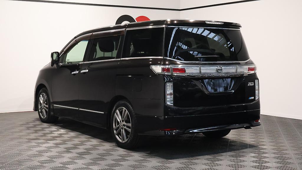 2012 Nissan Elgrand Highway Star Urban Chrome image 348012