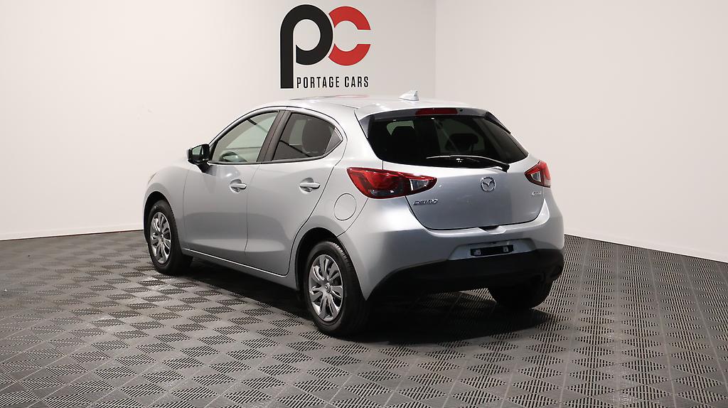 2017 Mazda Demio 13S, Reverse Camera + Push Button Start image 348446