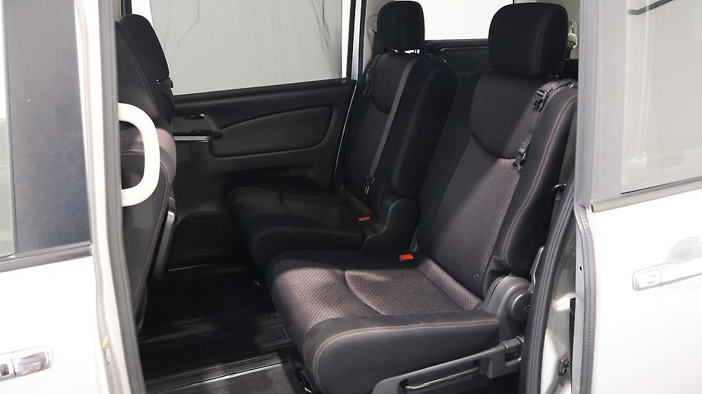 2012 Nissan Serena Highway Star Hybrid image 346525