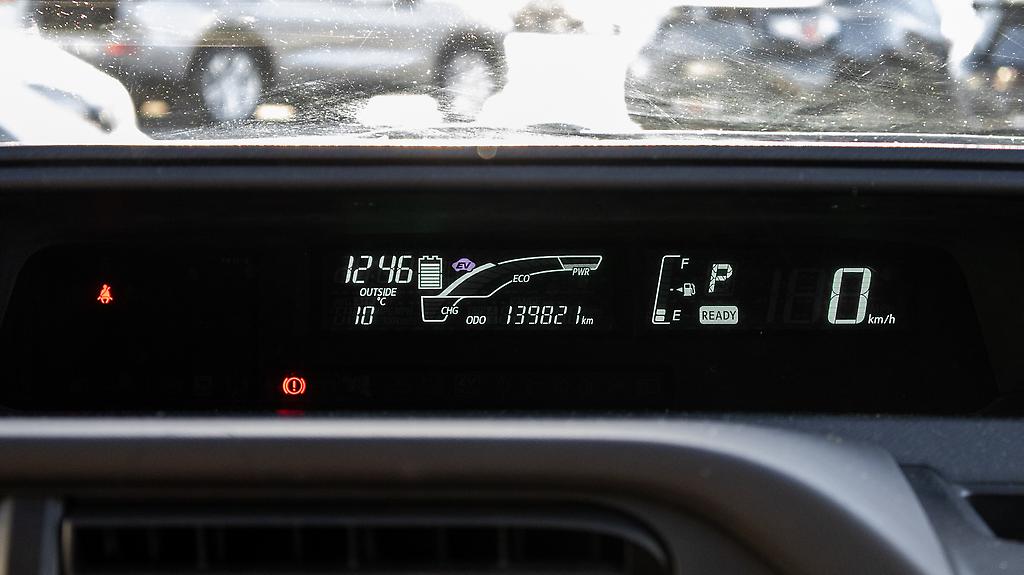 2012 Toyota Aqua F model spec push start, Hybrid image 347509