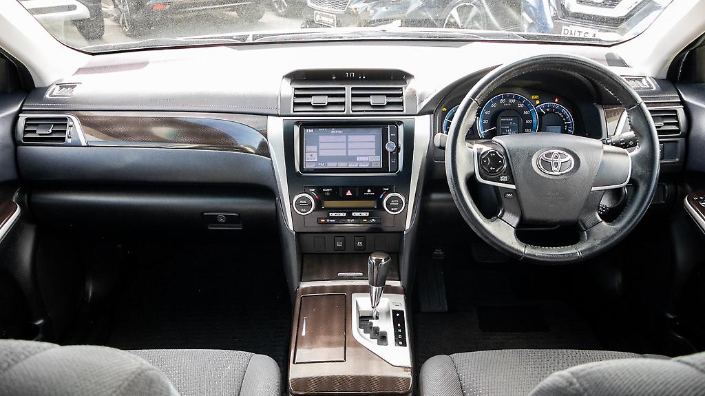 2012 Toyota Camry G-Package hybrid image 351866