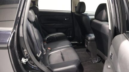 2013 Mitsubishi Outlander image 352368