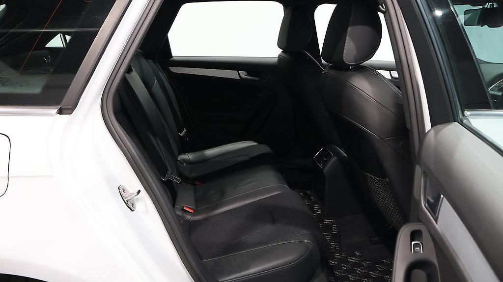 2012 Audi A4 Avant 2.0 TFSI S-Line Package image 355004