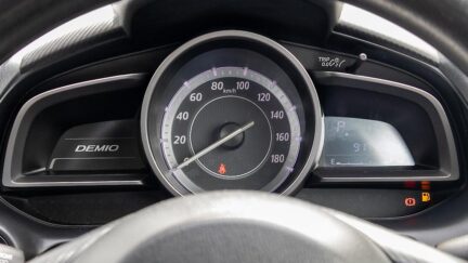 2015 Mazda Demio 13C Push start image 357306