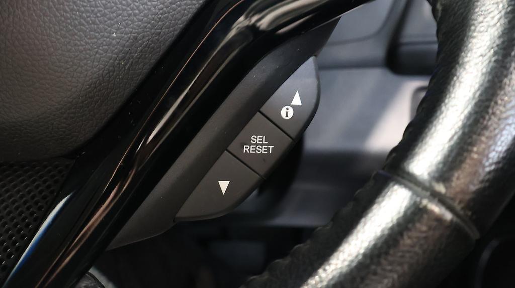 2015 Honda Vezel Hybrid Z image 355522