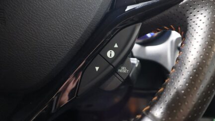 2012 Honda Fit Shuttle Hybrid Smart Selection image 353470
