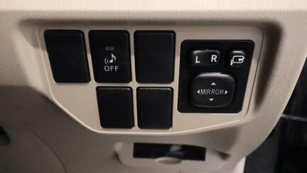 2014 Toyota Prius S Model image 355657