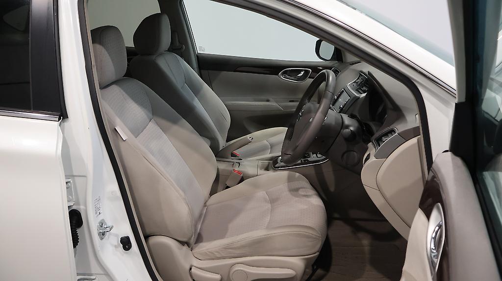 2014 Nissan Sylphy G Model, Push Start, Reverse Camera image 354875
