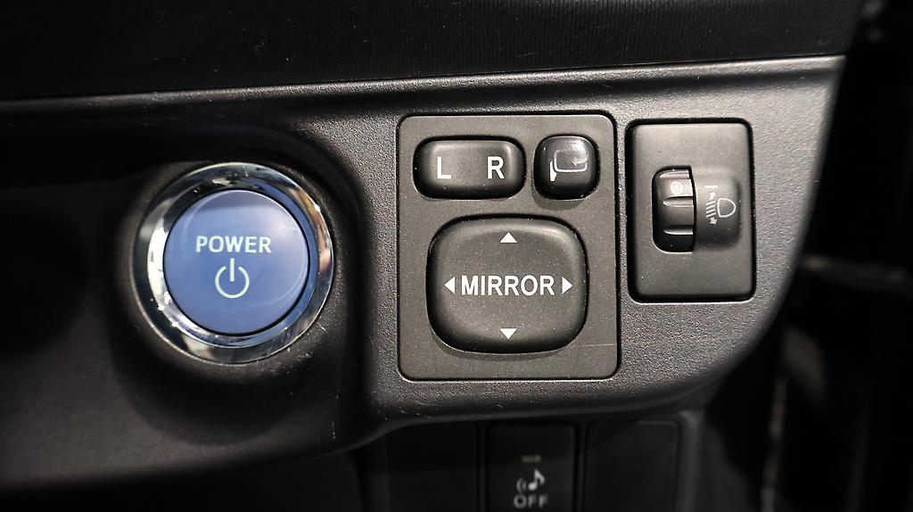 2013 Toyota Aqua S Model, Push Start, Reverse Camera image 355702