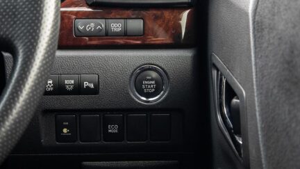 2012 Toyota Alphard Velfire 8 Seater Push start image 352717