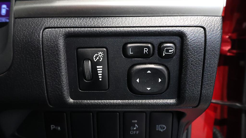 2012 Lexus CT 200h Version C, Low KMs image 356692