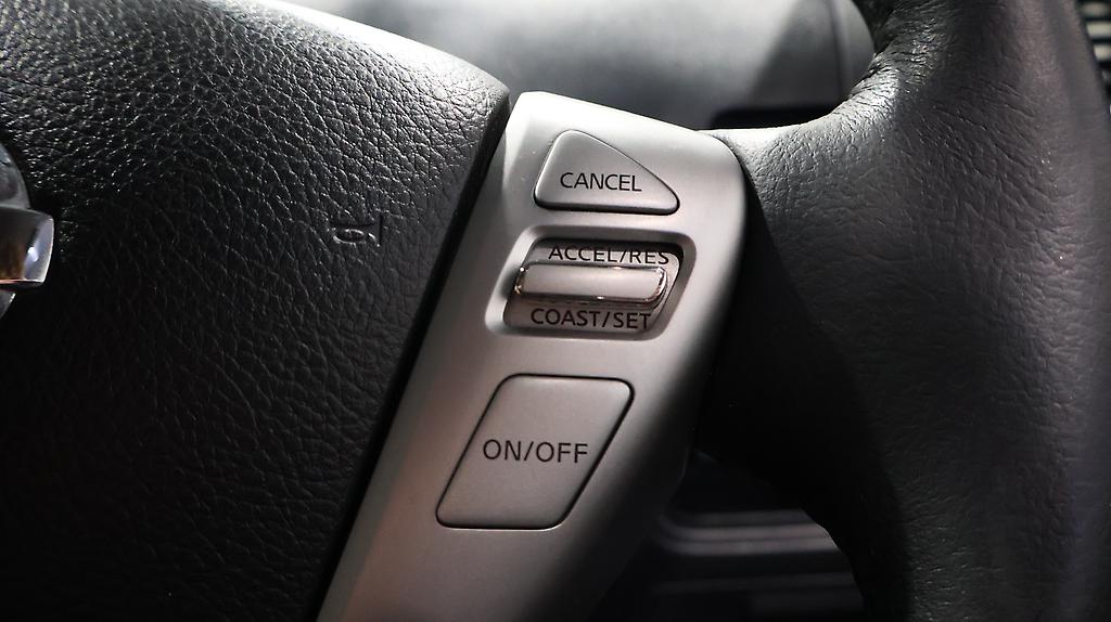2013 Nissan Serena Hybrid Highway Star image 353079