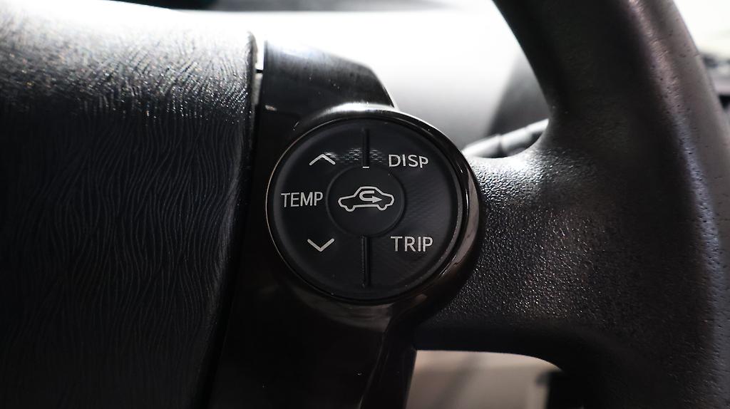 2014 Toyota Prius S Model image 355659