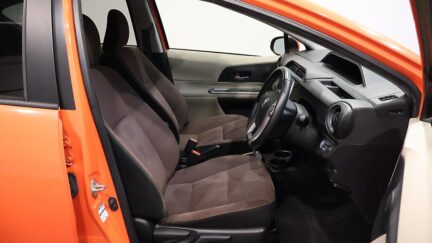 2012 Toyota Aqua Heated Seats, Push Button Start, Reverse Camera image 354575