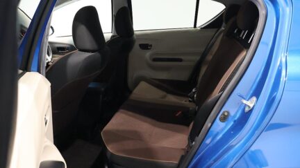 2013 Toyota Aqua G Model, Push Start, Reverse Camera image 355926