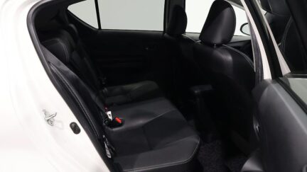 2013 Toyota Aqua G Model, Push Start image 355906