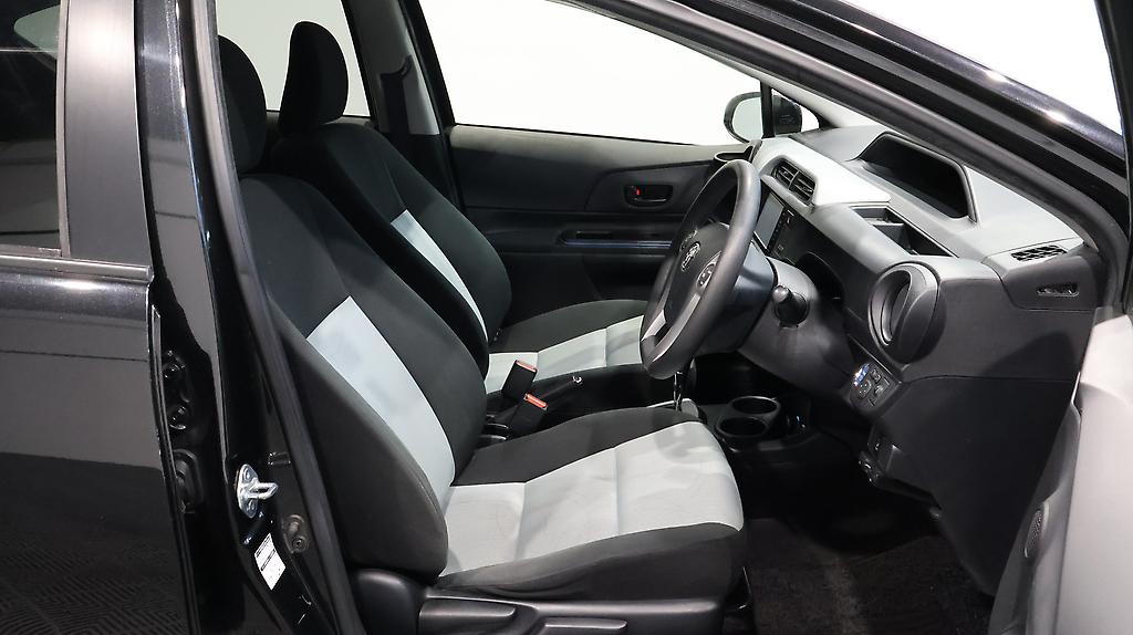 2014 Toyota Aqua S Model, Push Start, Reverse Camera image 356603