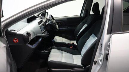 2013 Toyota Aqua S Model, Push Start, Reverse Camera image 355948