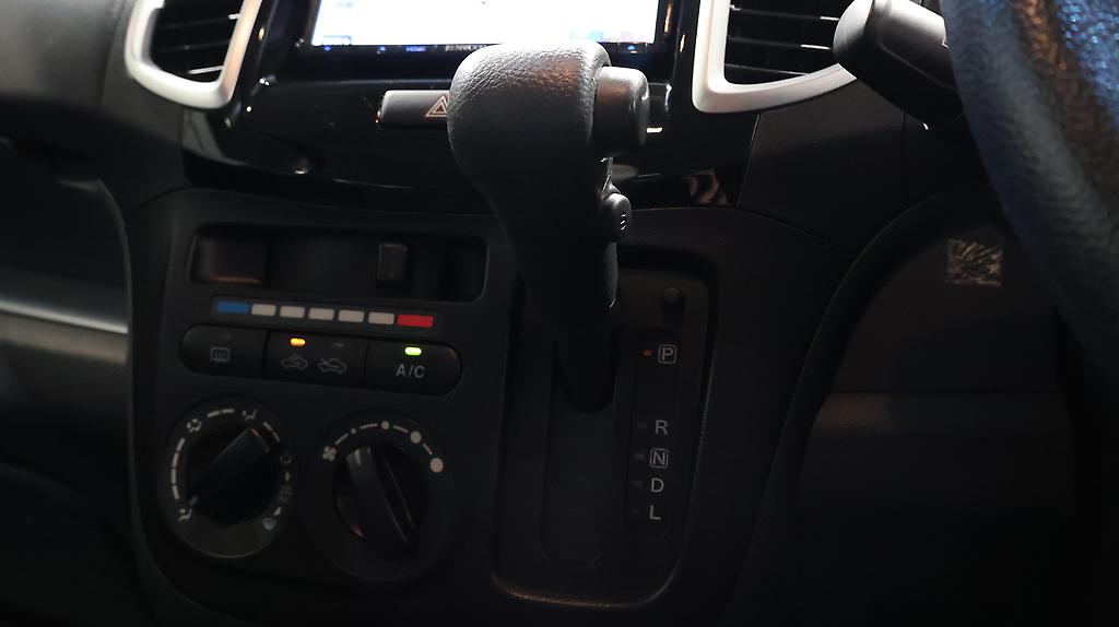 2015 Suzuki Solio G Limited image 354968