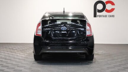 2014 Toyota Prius S Model image 355645