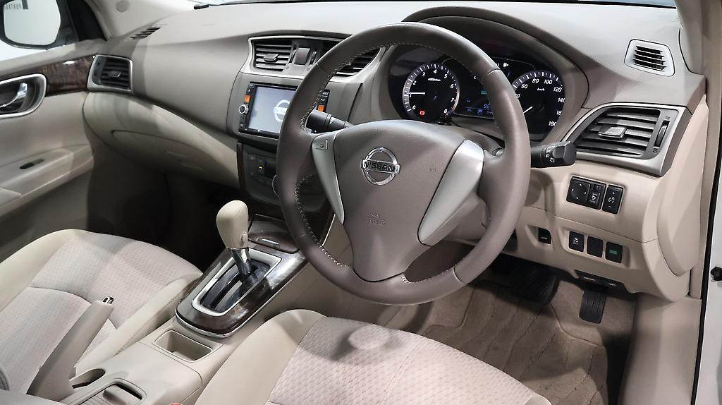 2014 Nissan Sylphy G Model, Push Start, Reverse Camera image 354877