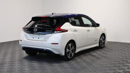 2018 Nissan Leaf X Model, 86.55% SOH image 352571