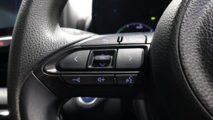 2021 Toyota Yaris Hybrid X image 357102