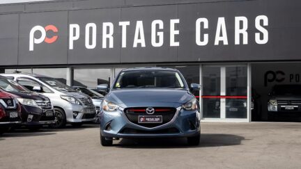 2015 Mazda Demio 13S push start,i stop image 357773