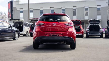 2017 Mazda Demio 13s Skyactiv image 357737