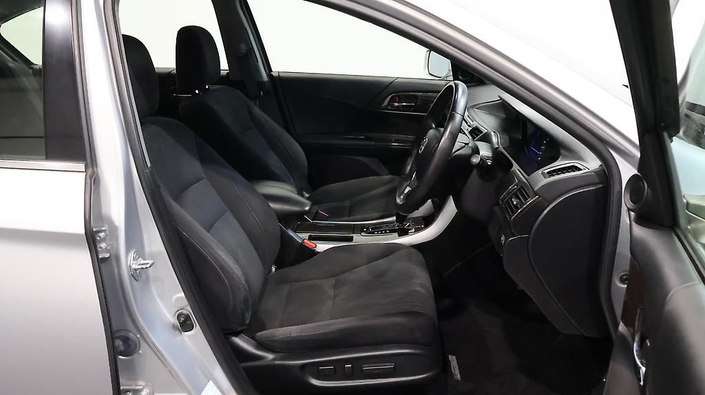 2013 Honda Accord Hybrid LX image 356229