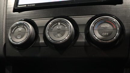 2013 Subaru Impreza Sport 1.6i-L image 356668
