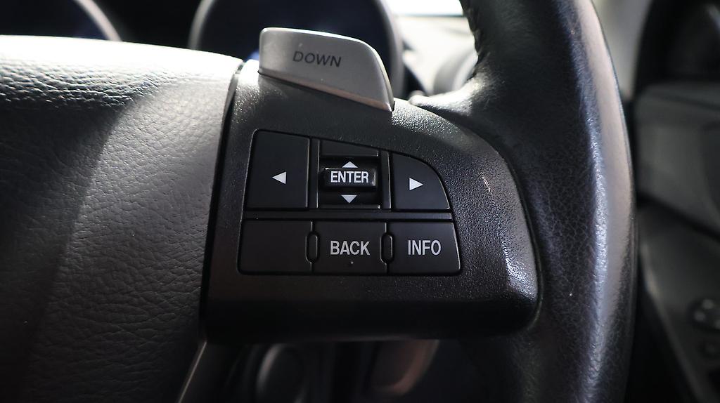 2012 Mazda Axela Sports 20S Skyactive image 355183