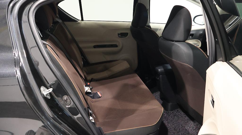 2013 Toyota Aqua G Model, Push Start, Reverse Camera image 356038