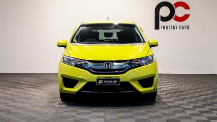 2015 Honda Fit Hybrid F Package image 354659