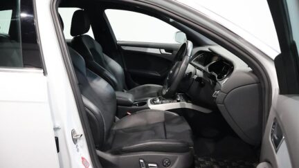 2012 Audi A4 Avant 2.0 TFSI S-Line Package image 355005