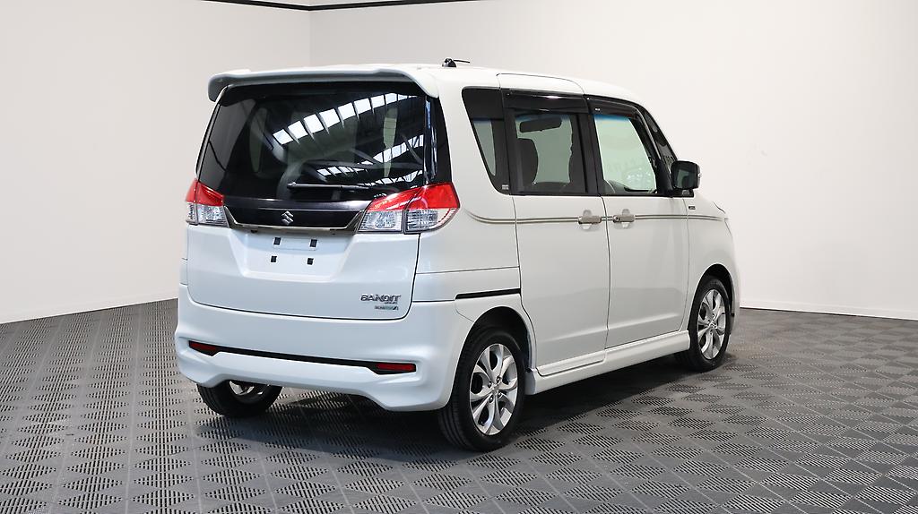 2015 Suzuki Solio DJE J Style image 354809