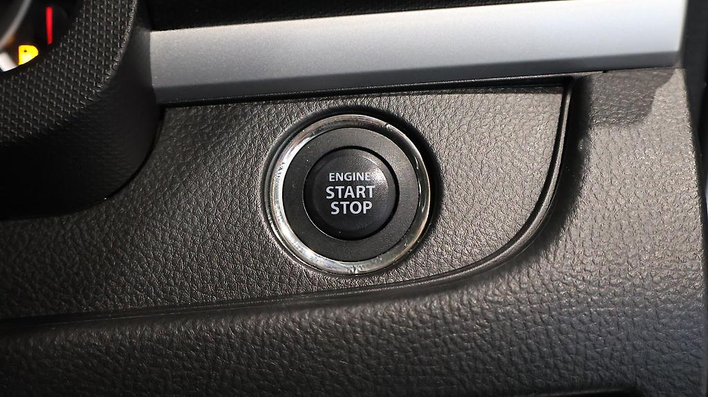 2014 Suzuki Swift XG, Push Start image 354863