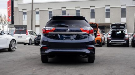 2015 Honda Shuttle Hybrid Z Half Leather Trim image 352725