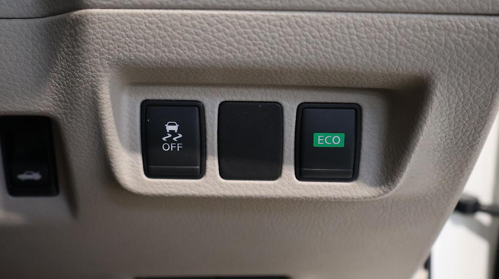 2014 Nissan Sylphy G Model, Push Start, Reverse Camera image 354882