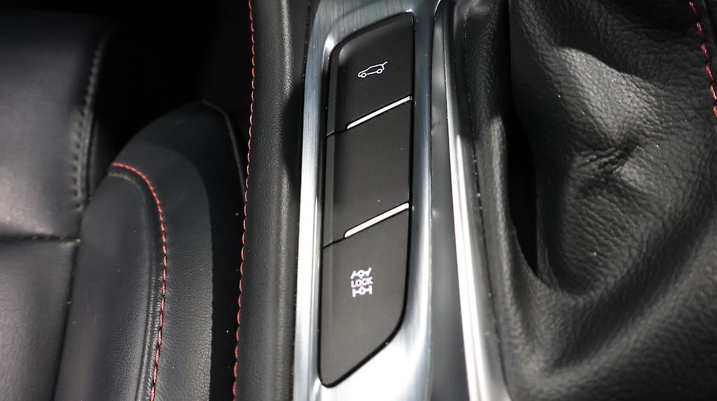 2022 MG HS 2.0PT/4WD/6AT image 355749
